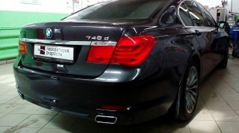 BMW 7 серия F01/F02 740d AT (306 л. с.) 2011