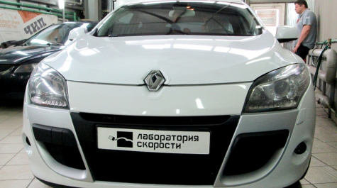 Чип-тюнинг Renault Megane III 2.0 137hp CVT 2010 года выпуска